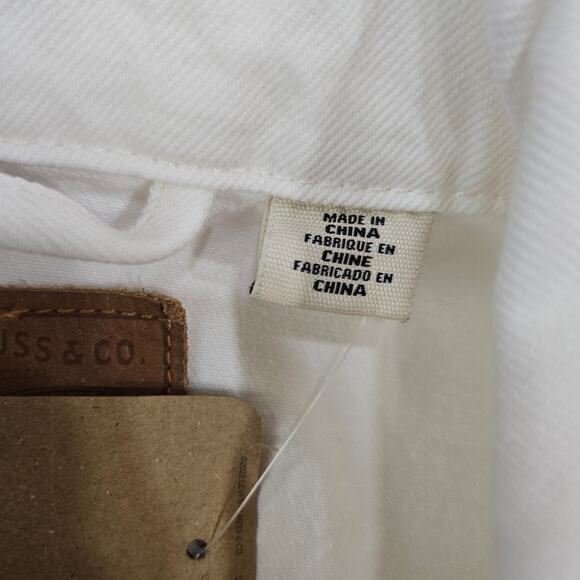 Levi’s White Denim Trucker Jacket NWT Graphic 90s Birthday Trucker Size Large - Picture 13 of 16